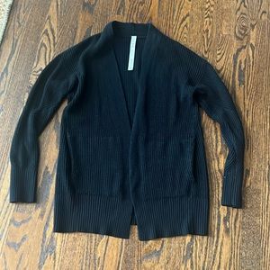 Lululemon extra small/small Carnigan sweater